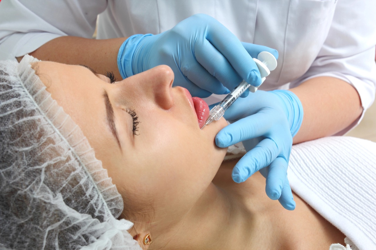 Conheça os tratamentos estéticos feitos por dentistas